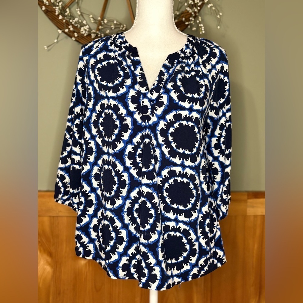 Crown & Ivy Blue and White Elephant Print Blouse size M